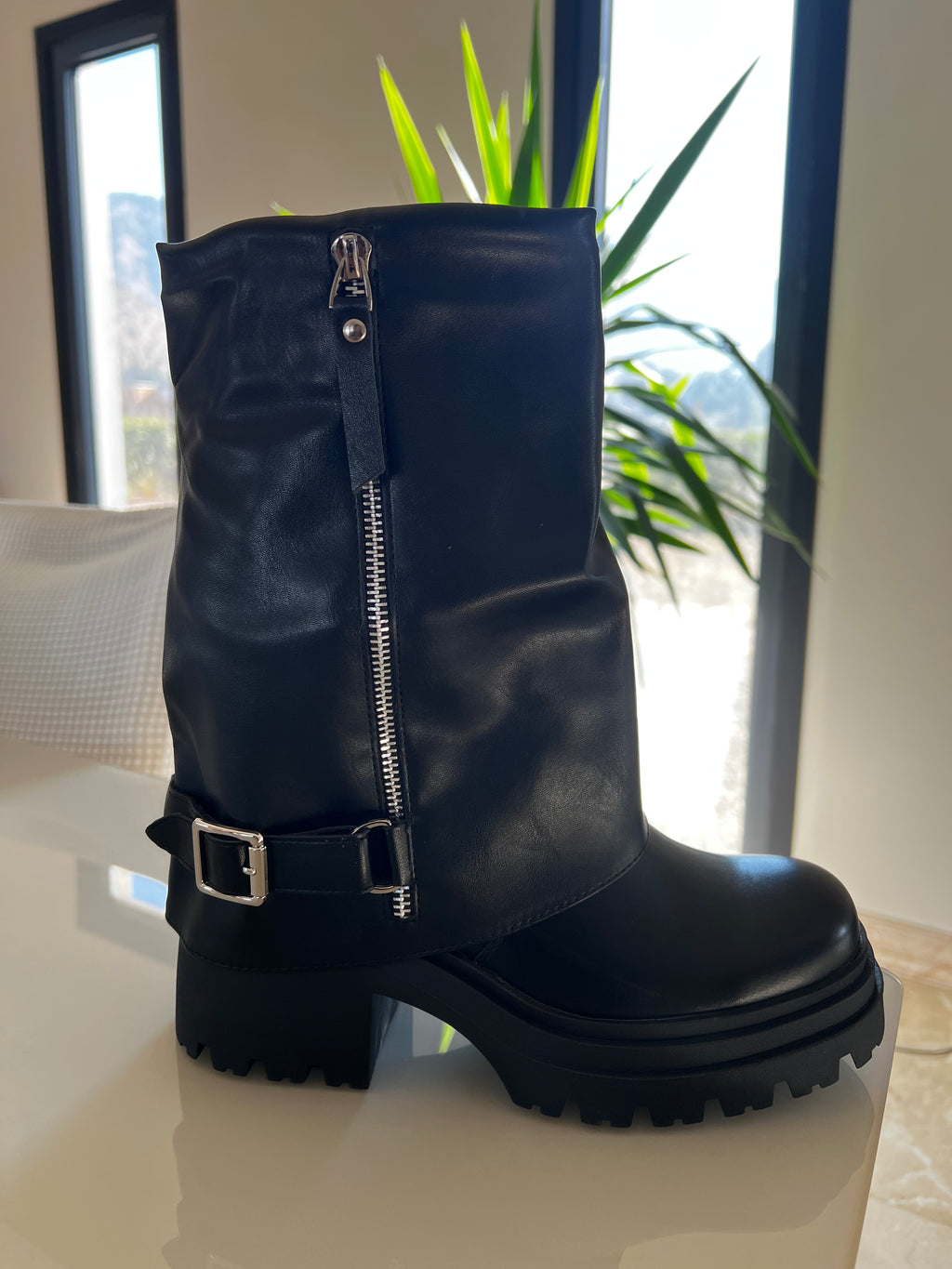 Bota MILENA