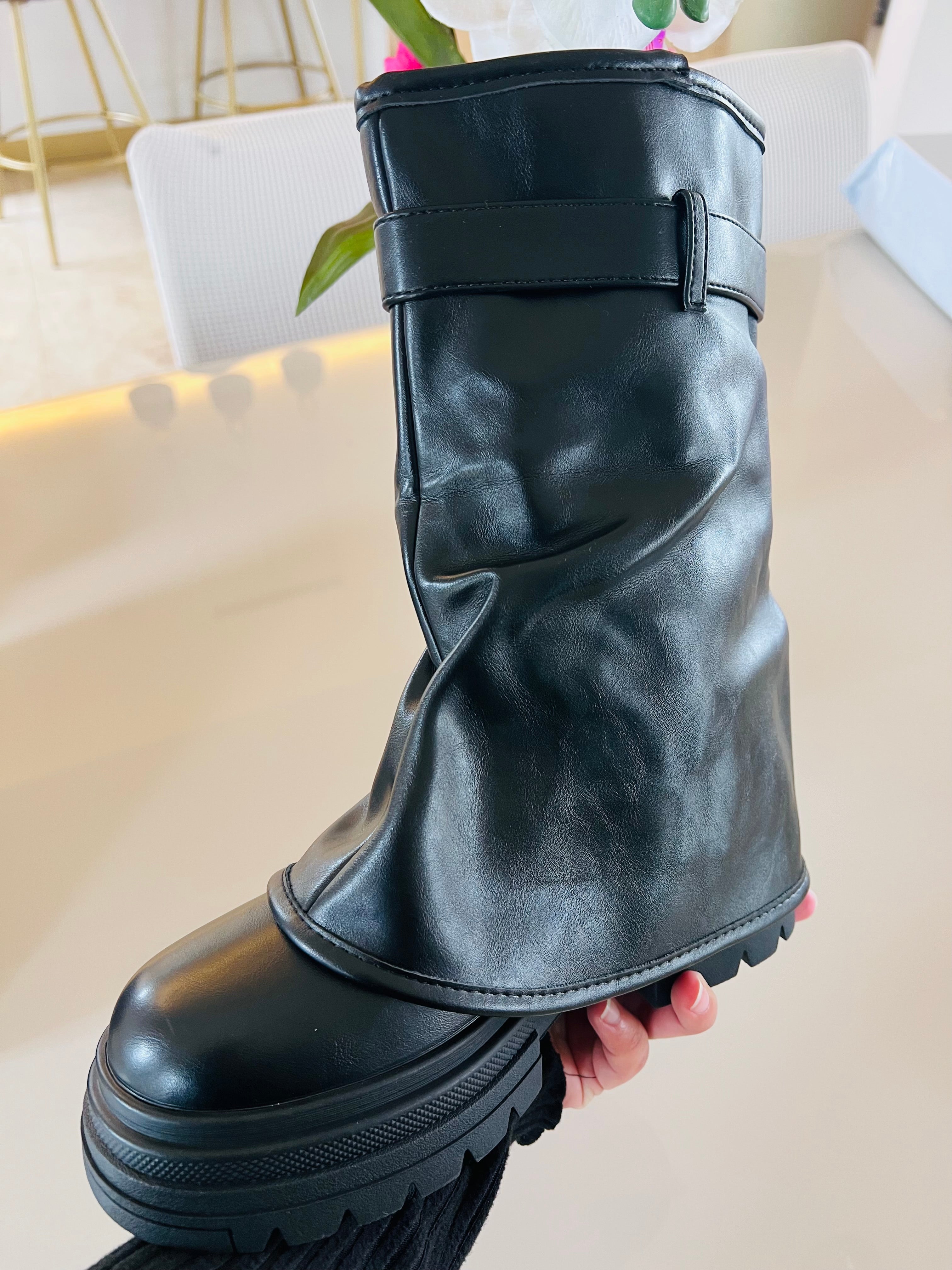 BOTA NOVA