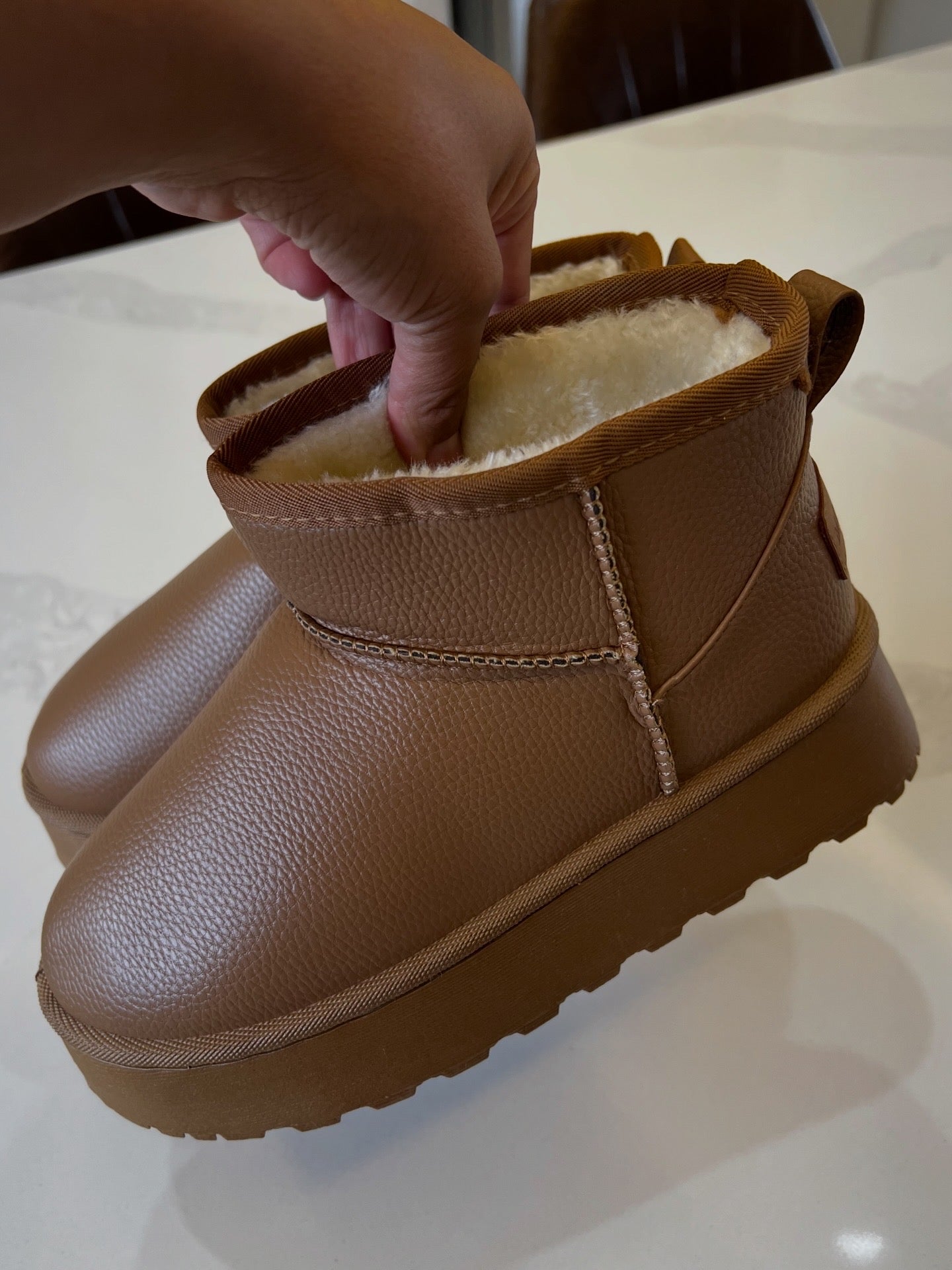 PANTUBOTAS CAMEL ECOCUERO