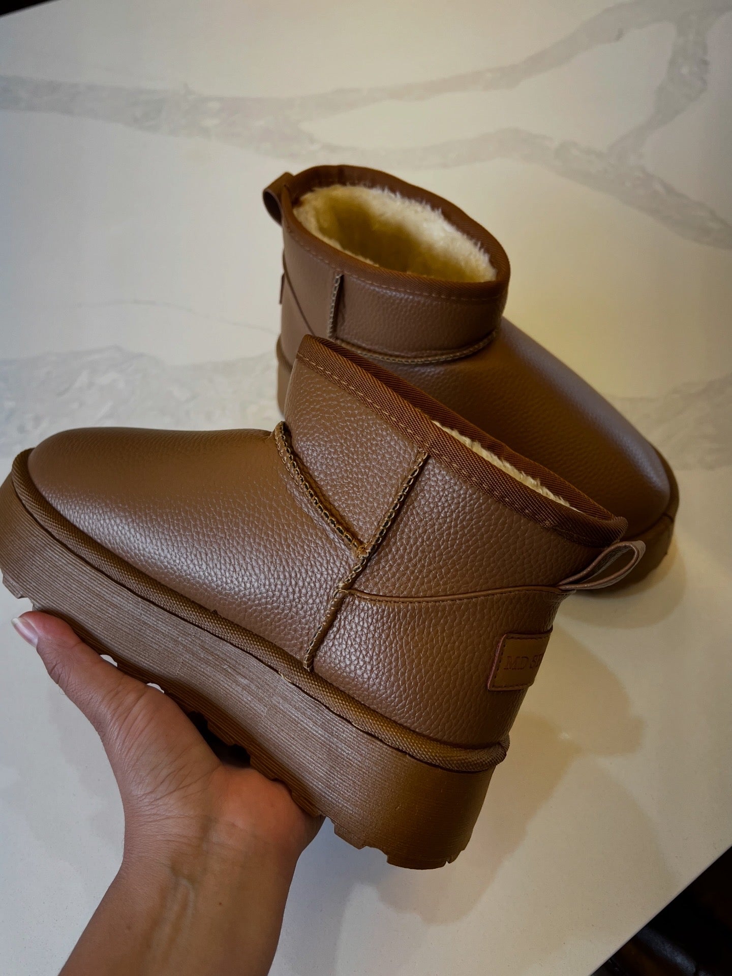 PANTUBOTAS CAMEL ECOCUERO