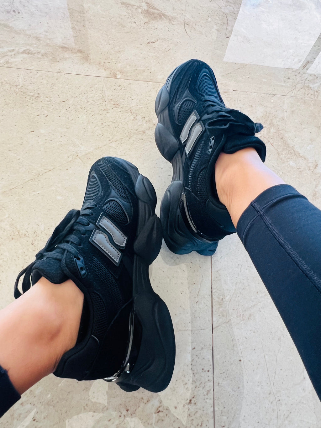 Zapatillas Nb Negras