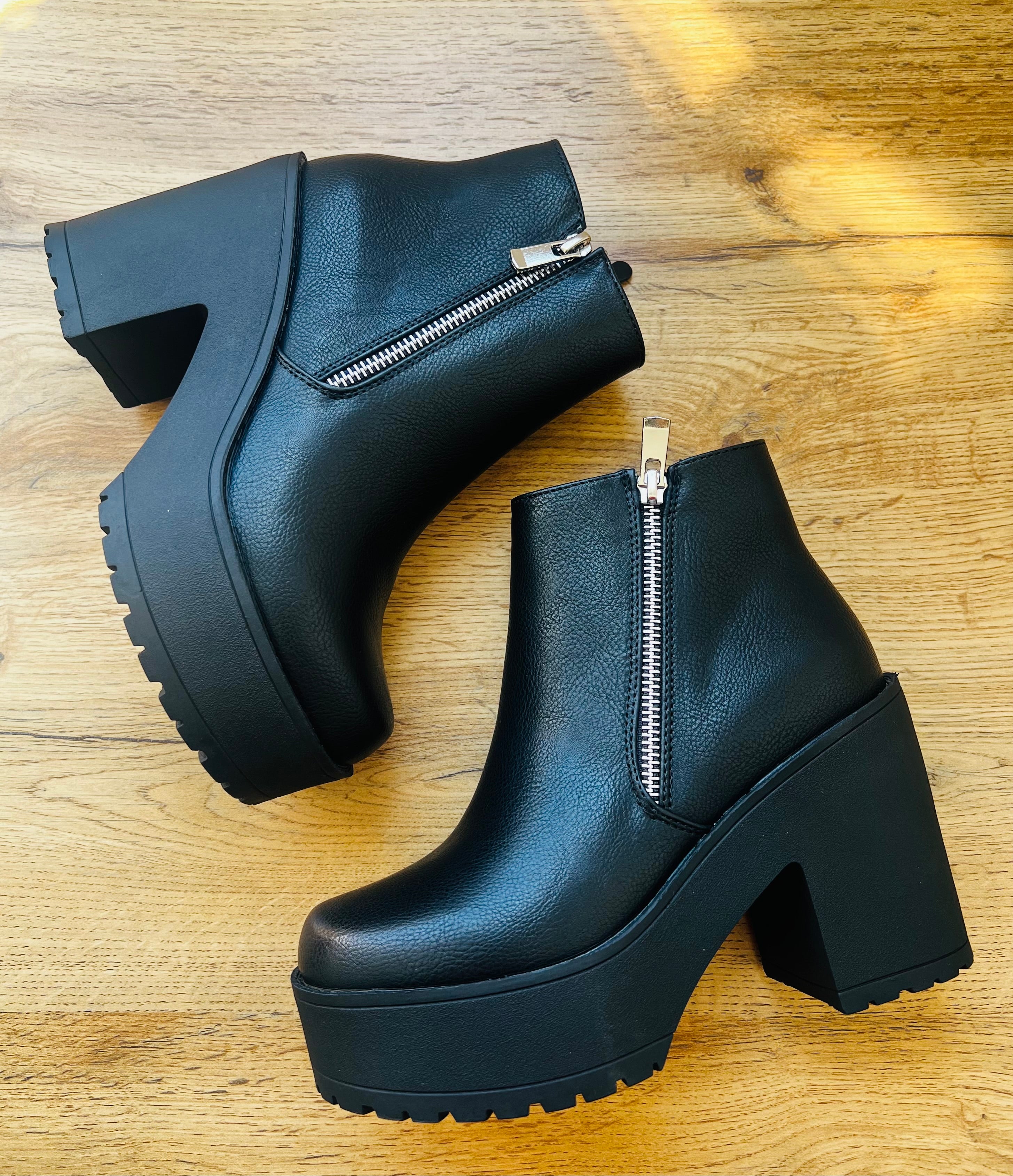 BOTIN CAPRI