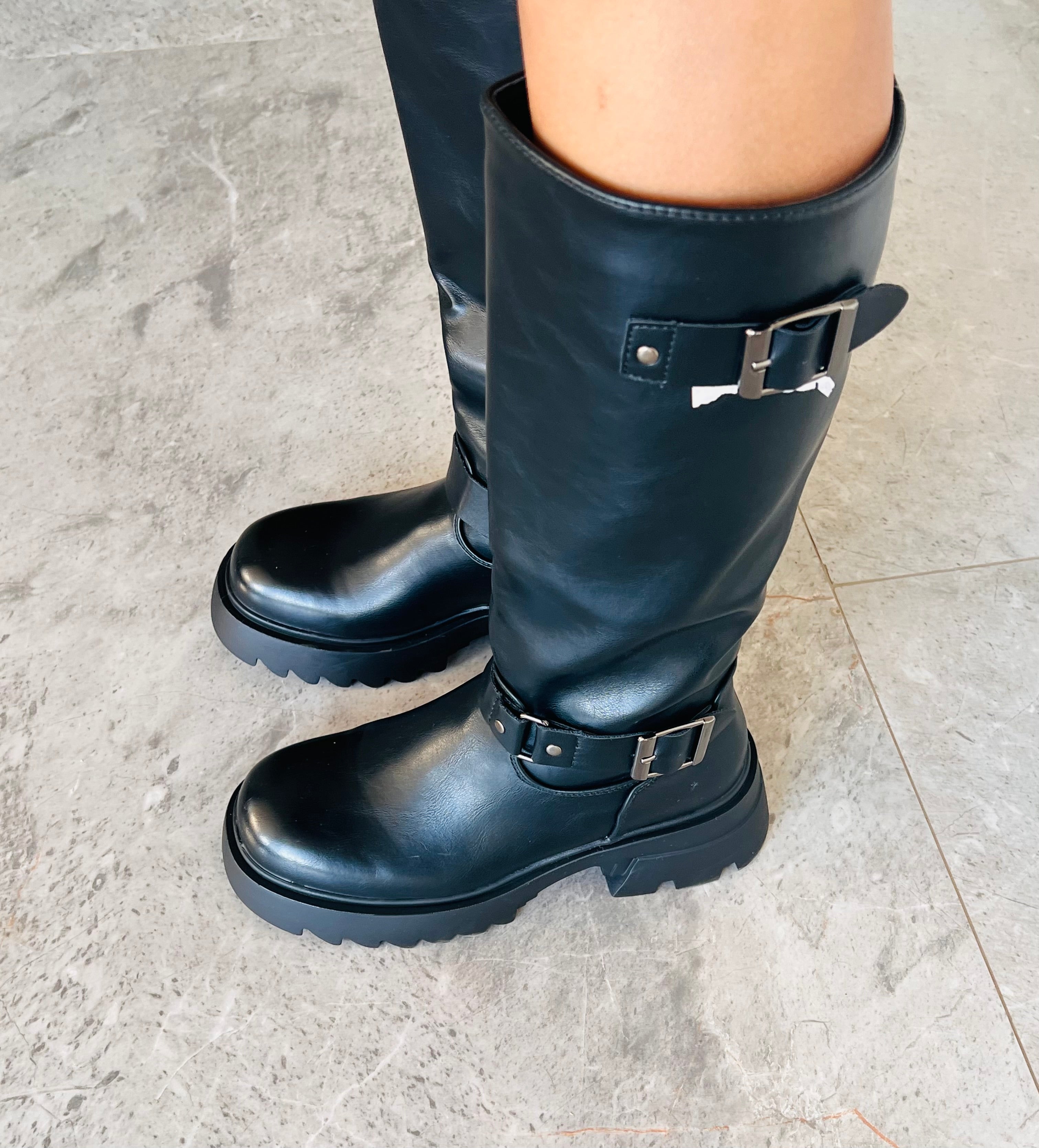 BOTA OBSIDIANA